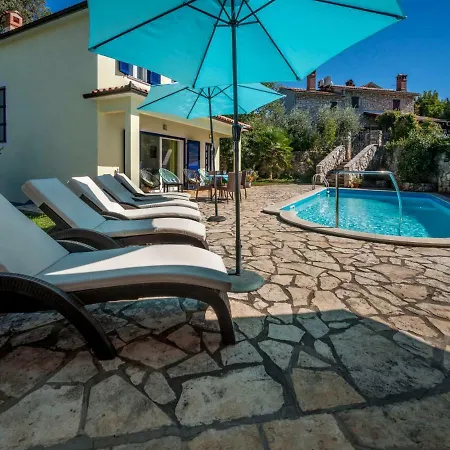 Сasa de vacaciones Holiday Rose Kršan